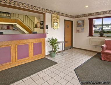 Мотель Super 8 By Wyndham Харрисонберг Интерьер фото